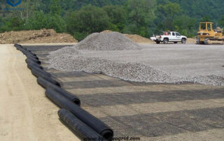 PET Geogrid Fabric for Road Construction Project in Saudi Arabia