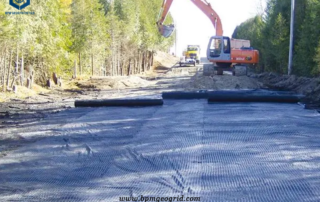 HDPE Biaxial Geogrid Fabric used in Highway Foundation Project in Peru